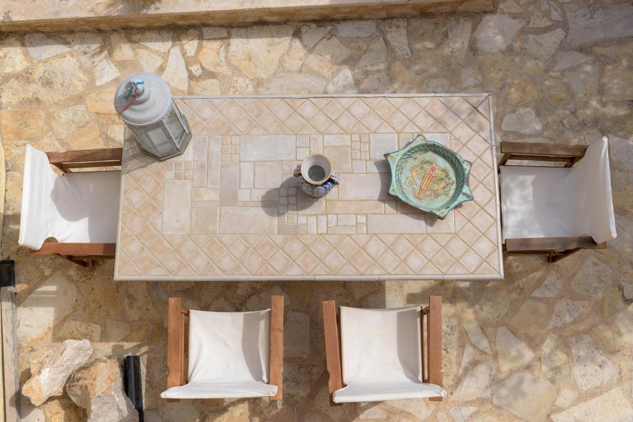Villa Katingo Chalki Town Ngoại thất bức ảnh
